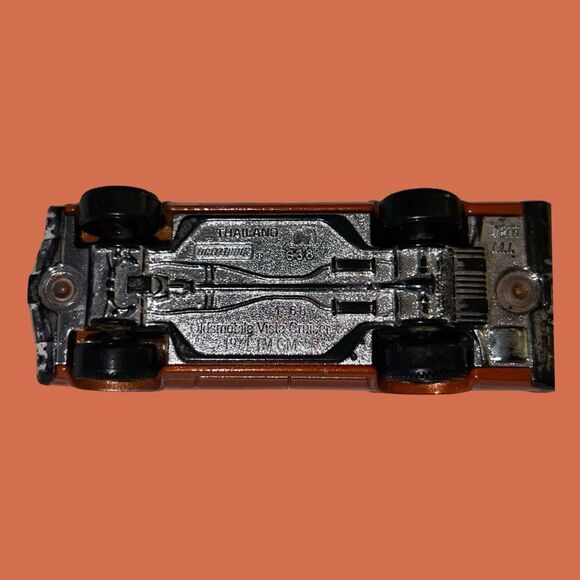 Vintage 1971 Matchbox Oldsmobile Vista Cruiser Station Wagon Orange Dogs Back - Picture 6 of 8